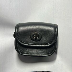 Coach micro case: customized by me